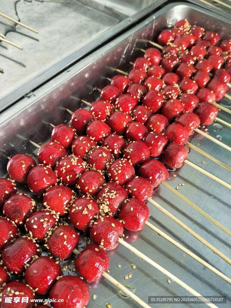 誘人紅果串 美味待品嘗