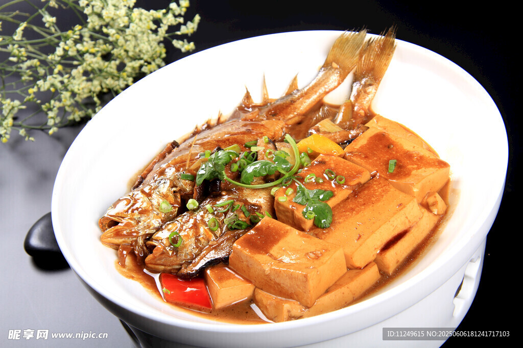 豆腐燒小黃魚
