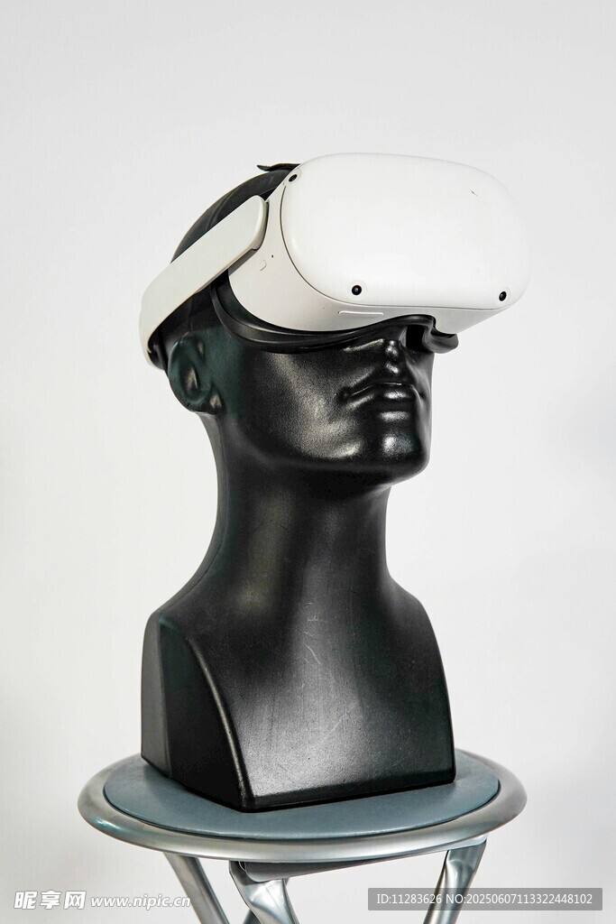 頭戴式VR設(shè)備展示模型
