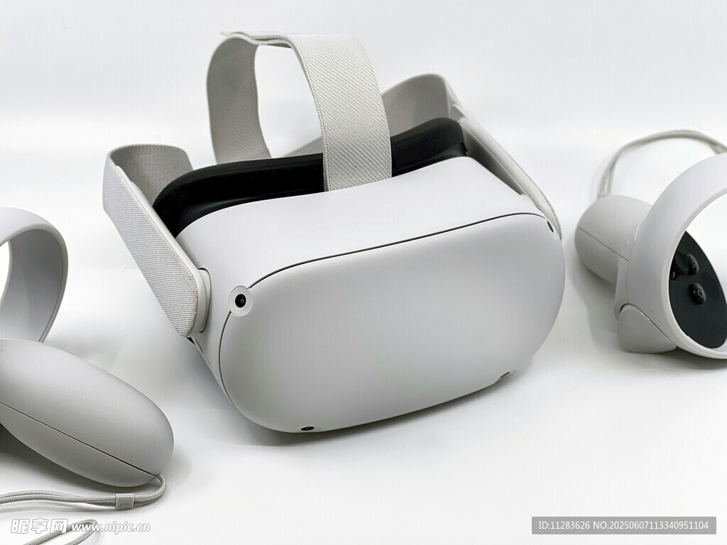 白色VR設備展示