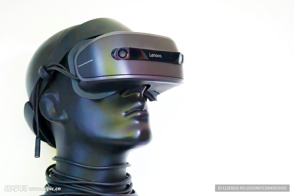 頭戴式VR設備展示