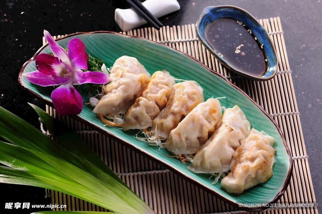 精致美味的特色糯米糕點(diǎn)