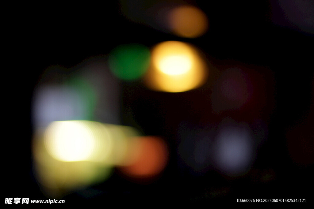 夜晚模糊光斑景象
