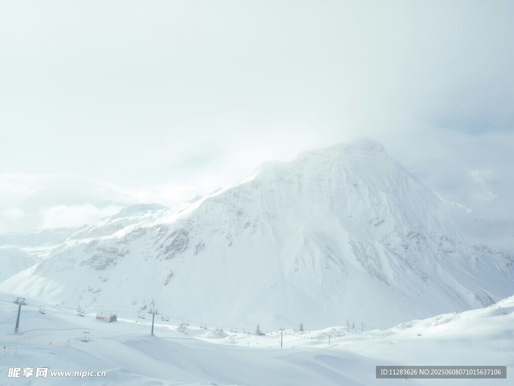 雪山雪景壯麗風光