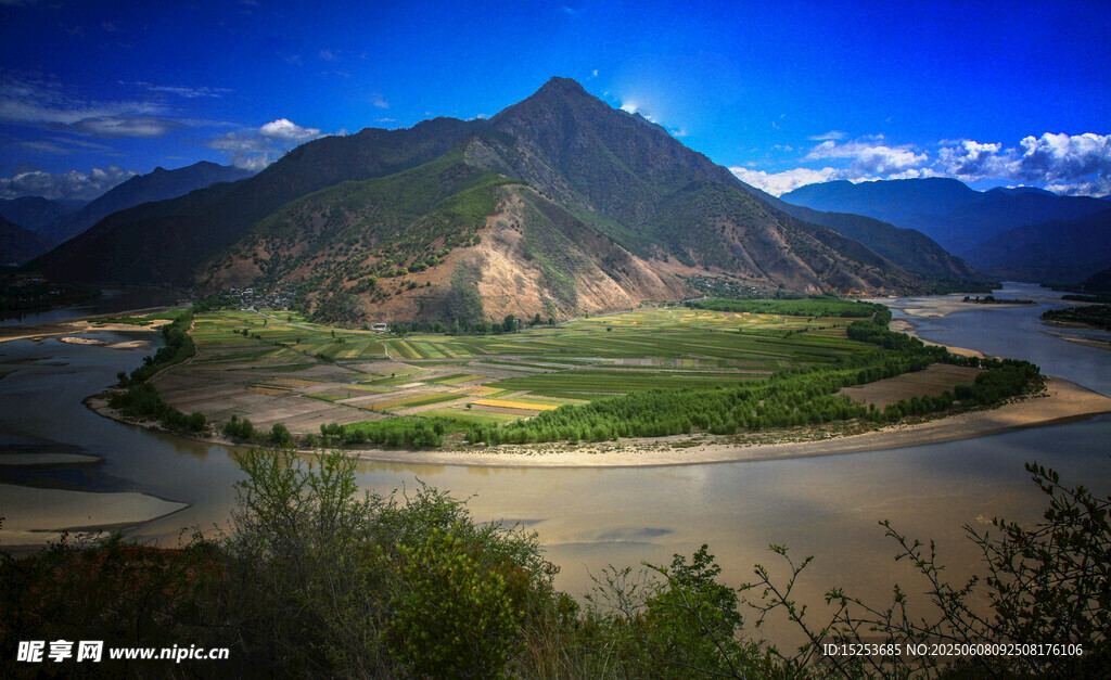 壯麗山河景觀(guān)