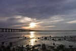 日落夕陽黃昏海邊跨海大橋