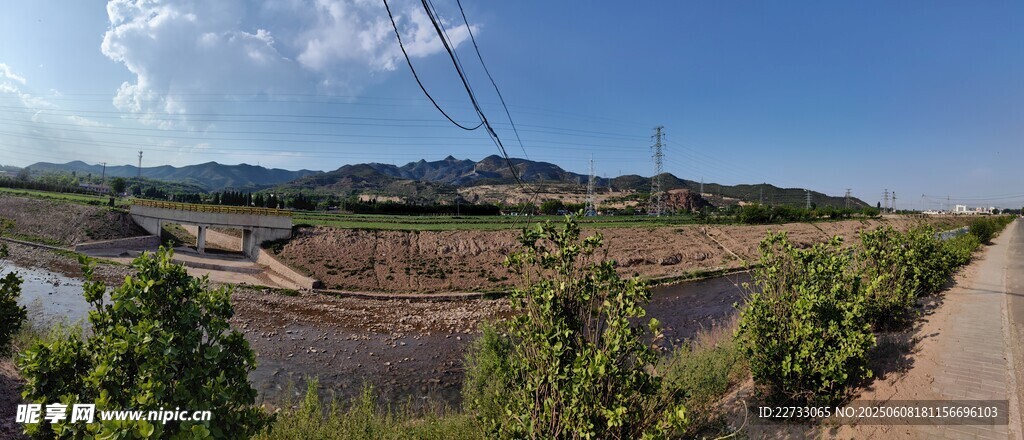 開闊田園風(fēng)光