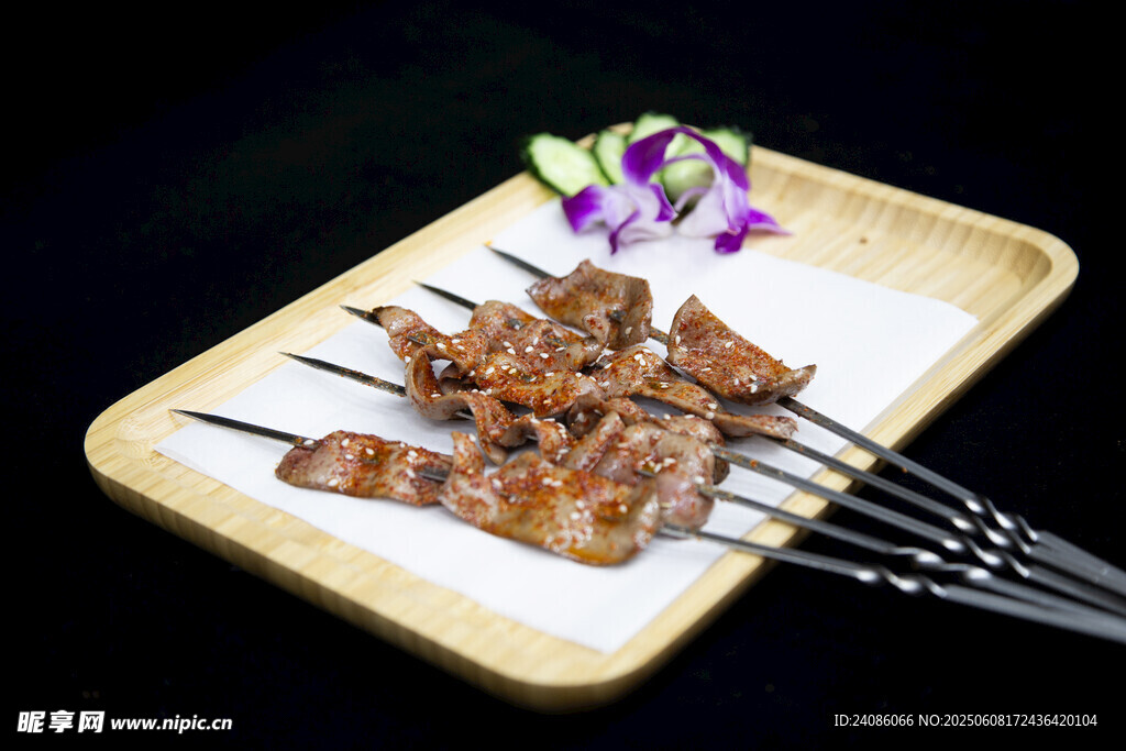 美味烤肉串擺盤精致
