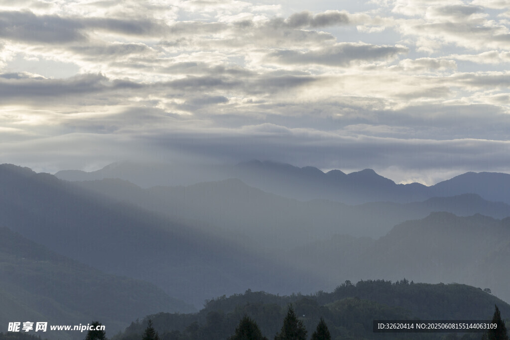 云霧 山景