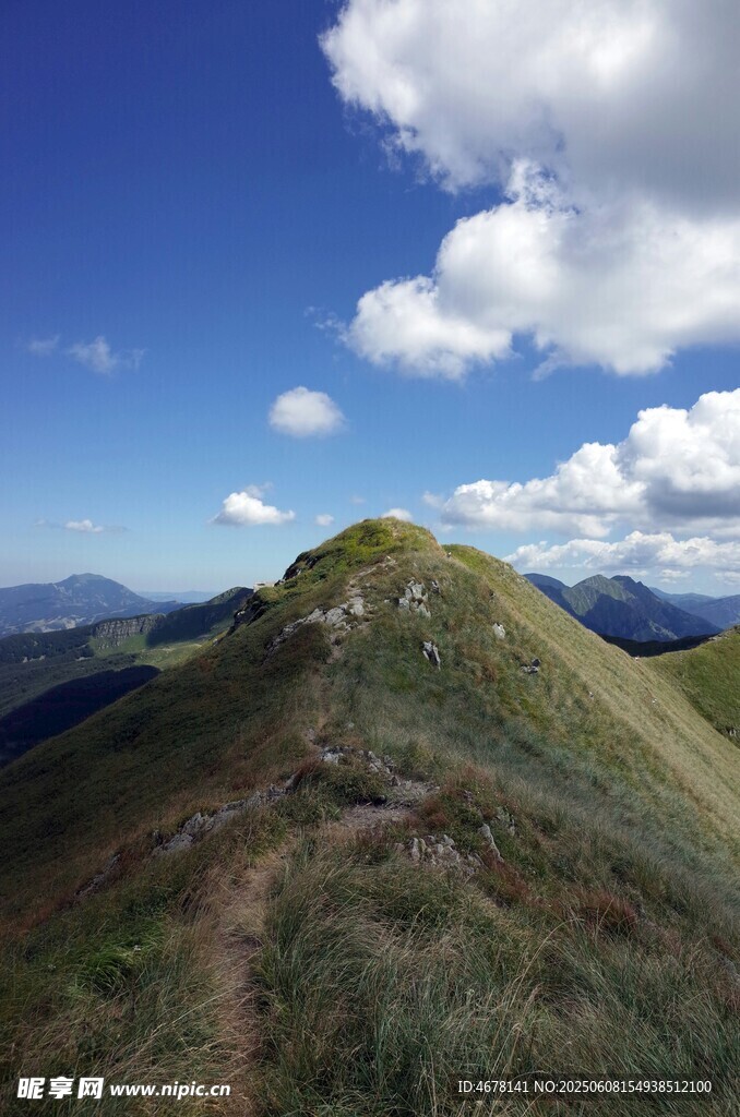 山巔風光