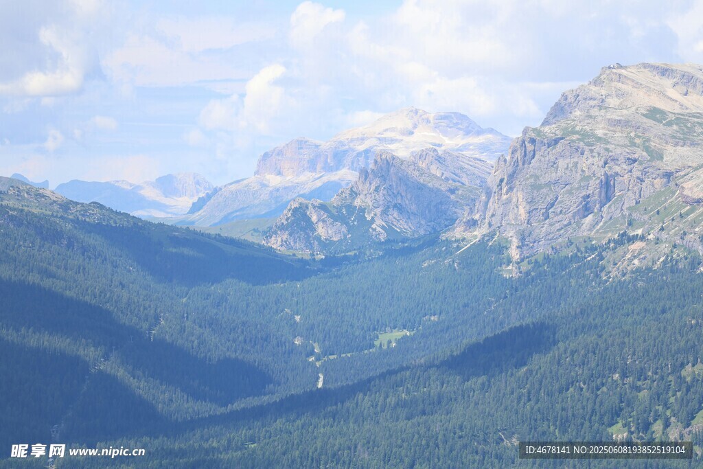 壯麗山景山谷風光