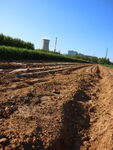 田野間的新耕土地