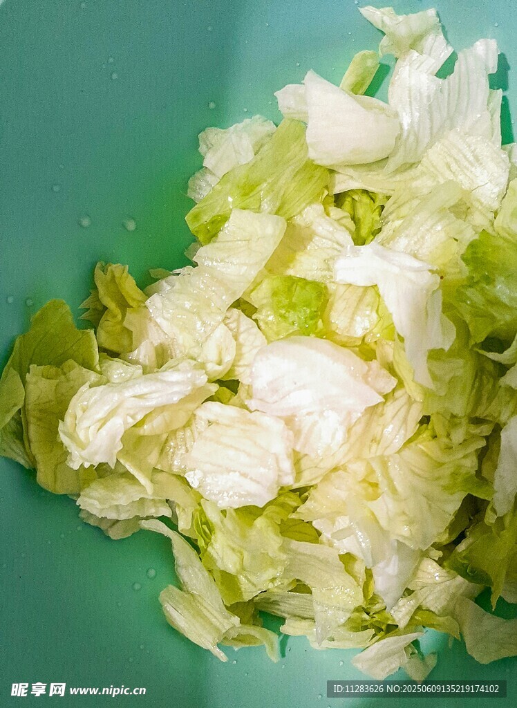 切碎的生菜