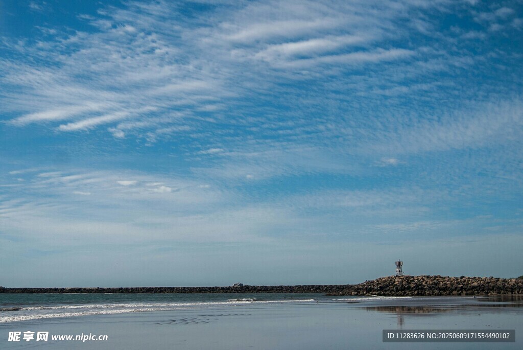 海邊藍(lán)天美景