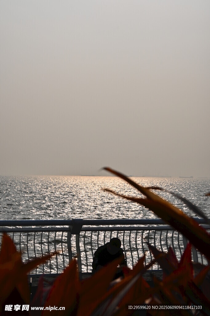 海邊黃昏美景
