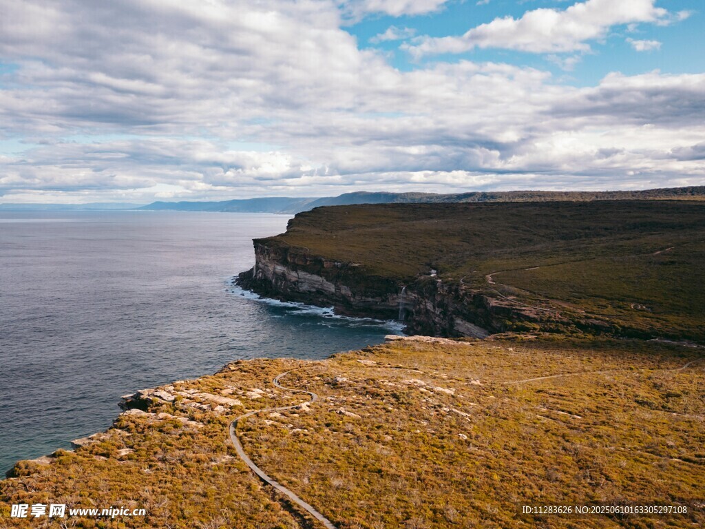 海岸懸崖風(fēng)光