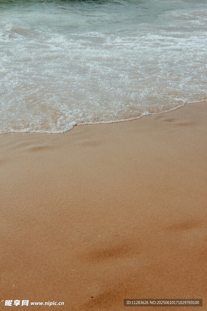 沙灘海浪