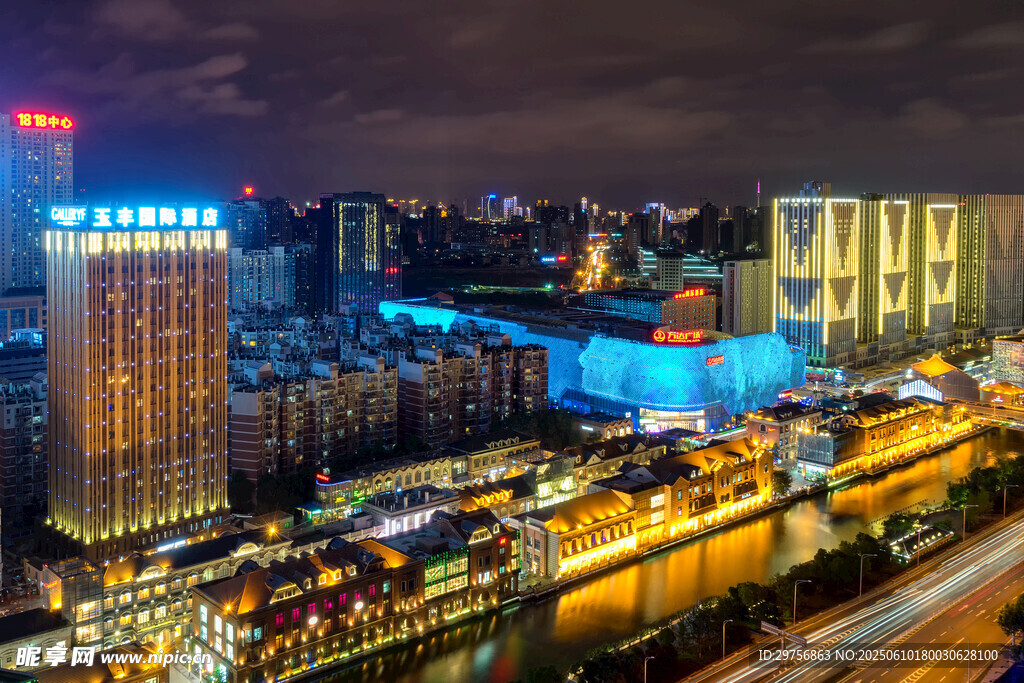 城市璀璨夜景繁華風貌