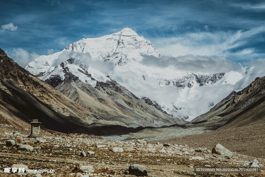 壯麗雪山景觀