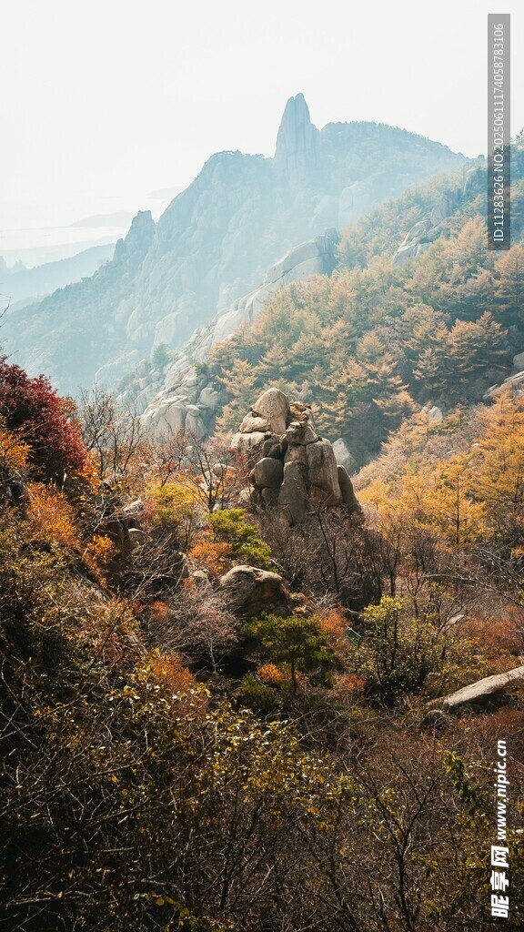秋日山間美景