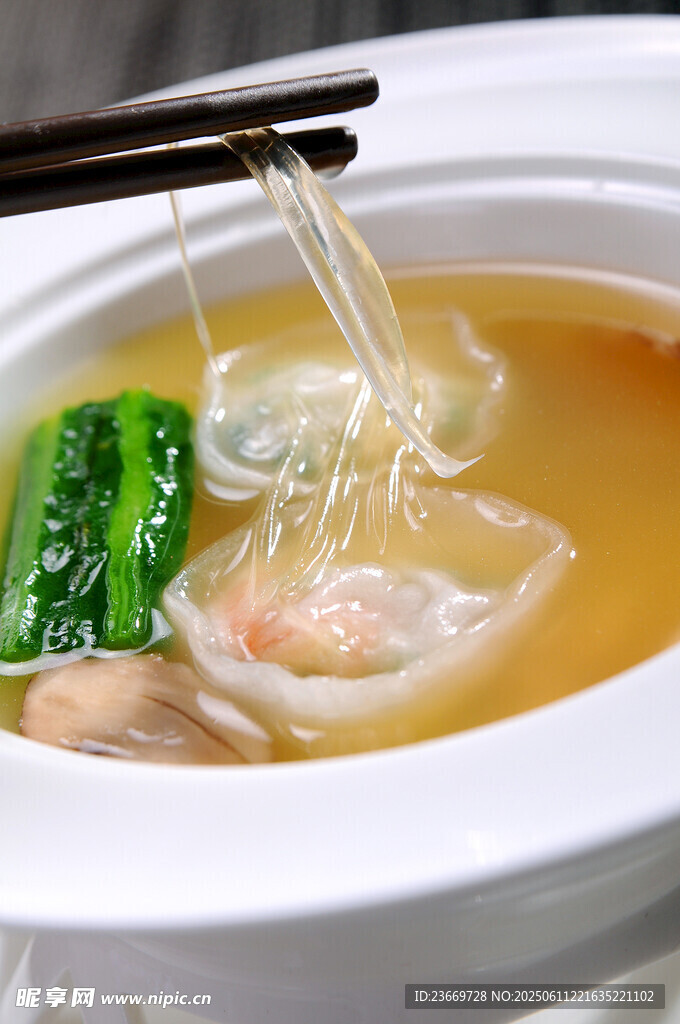 鮮蝦云吞靚湯