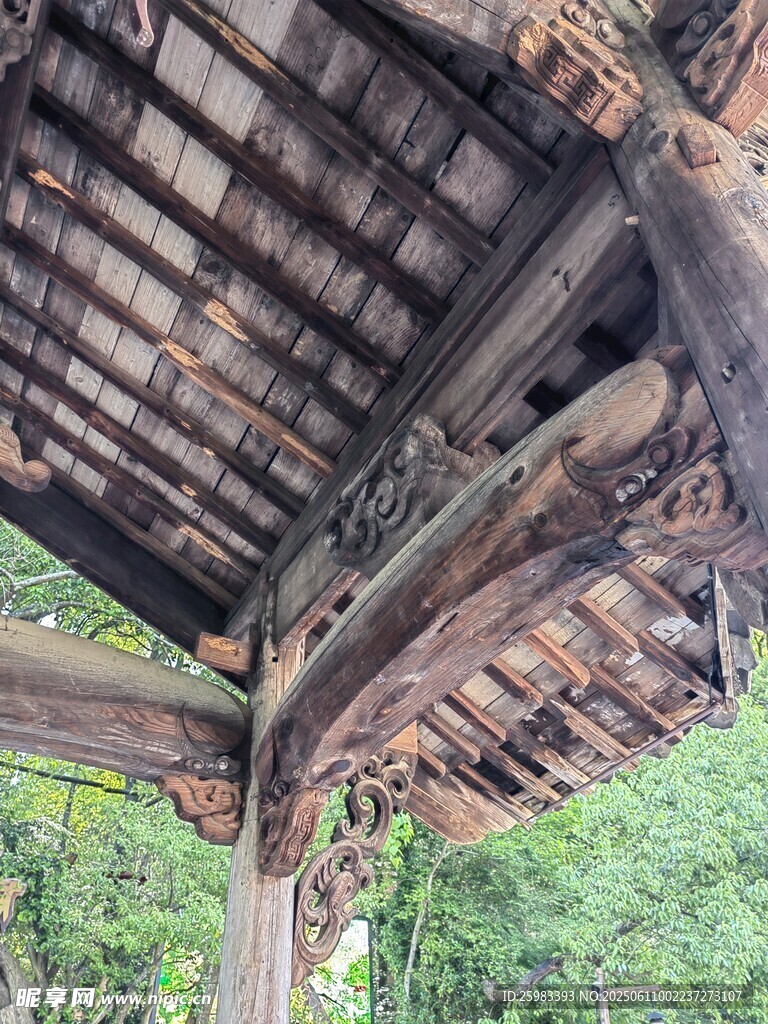 傳統(tǒng)屋檐