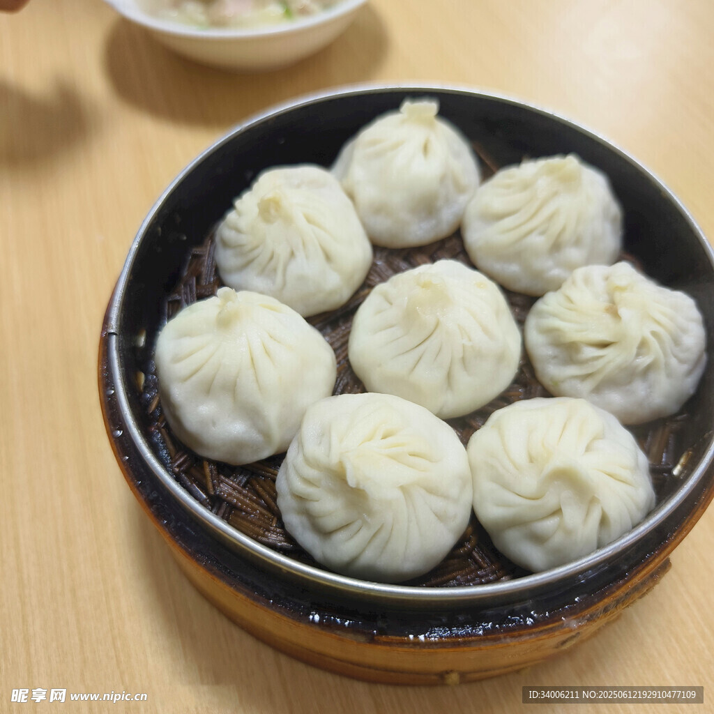 小籠包