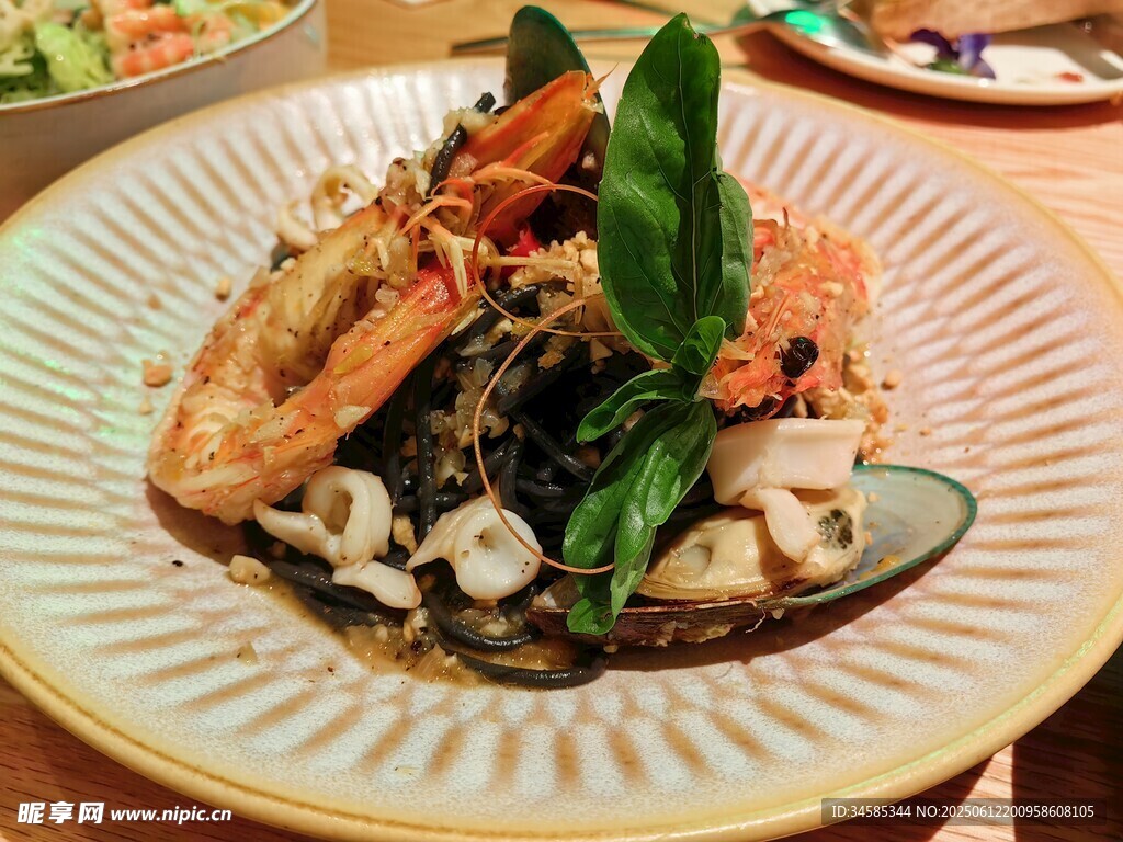 美味海鮮拼盤