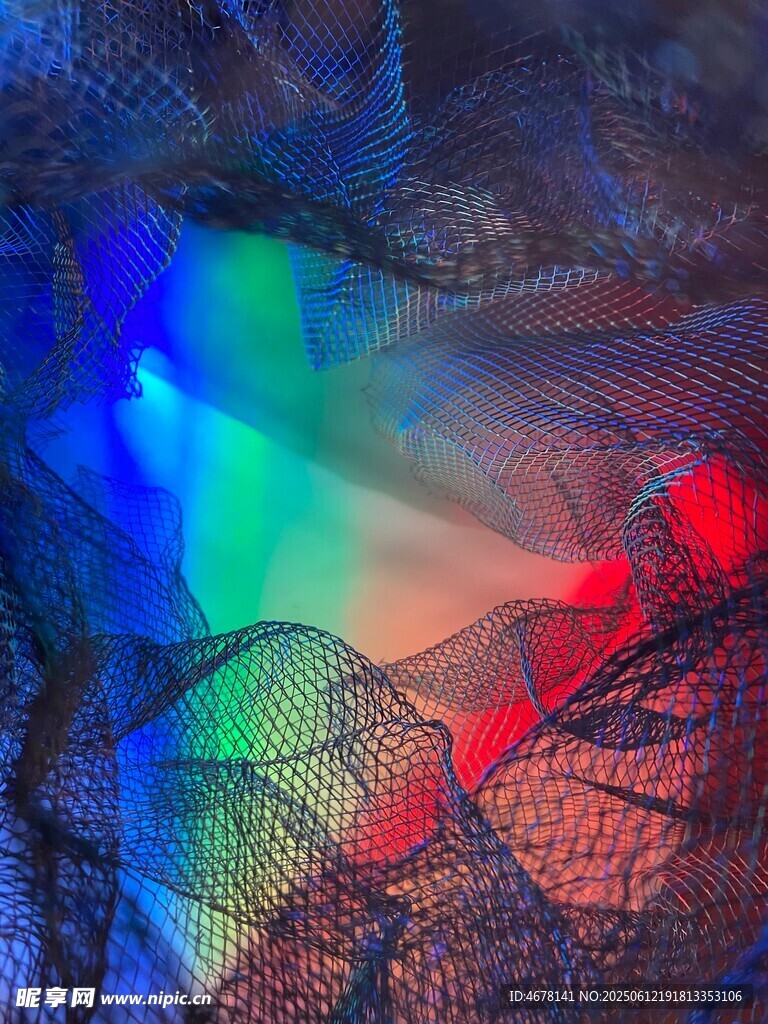 炫彩光影交織的網狀圖案