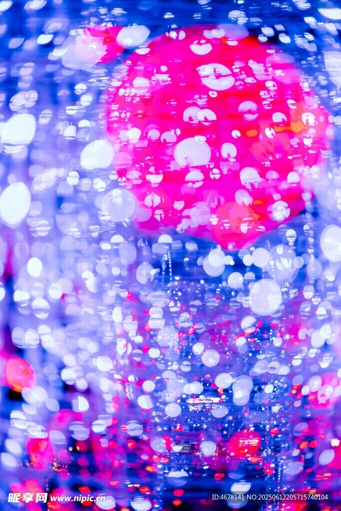 夢幻多彩水珠特寫