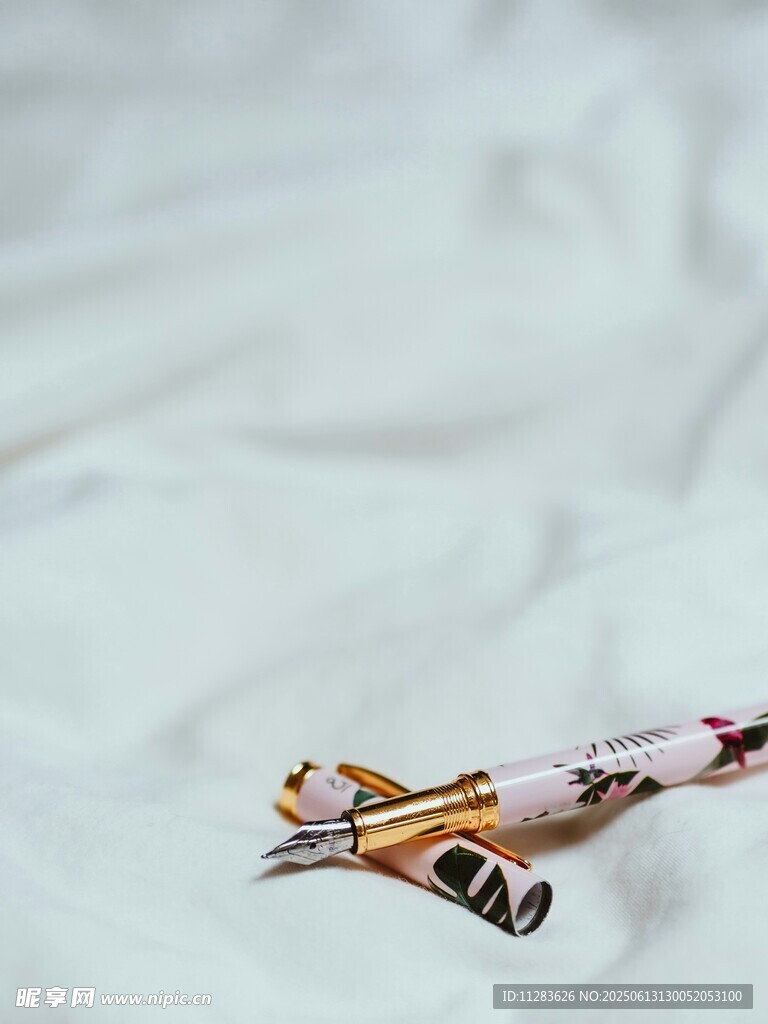 精致花紋金屬筆