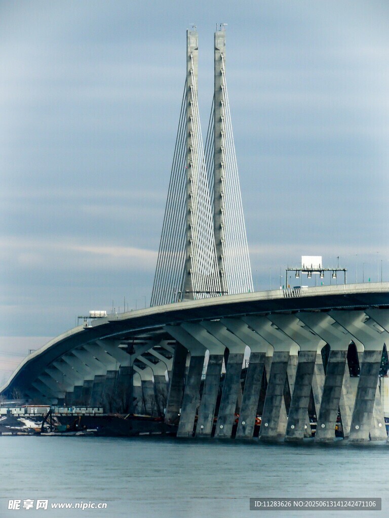 宏偉跨海大橋