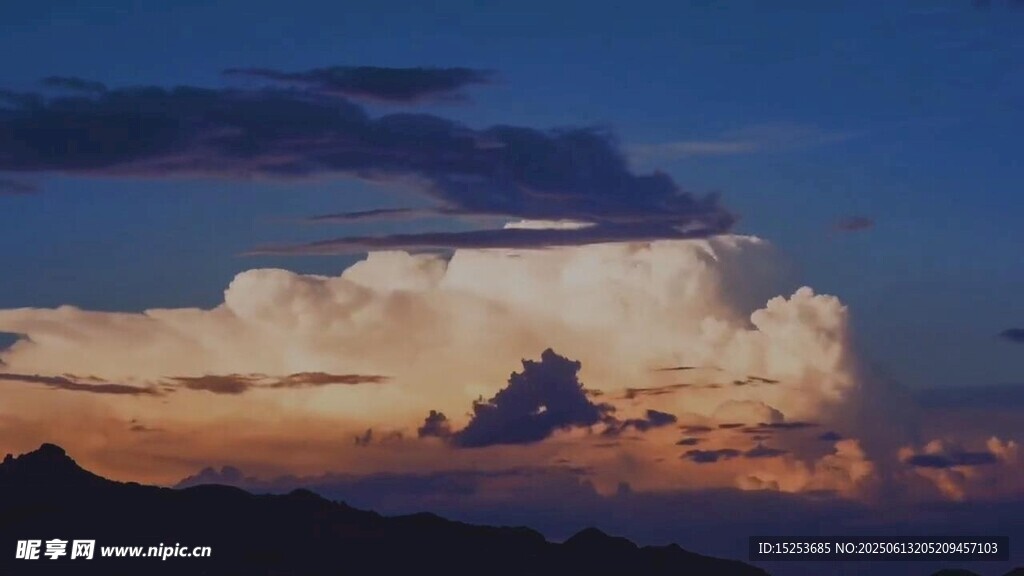 黃昏時分的壯麗天空景觀