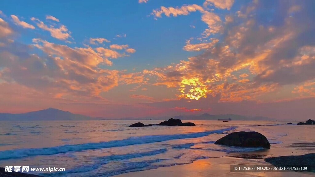 海邊絕美日落風景