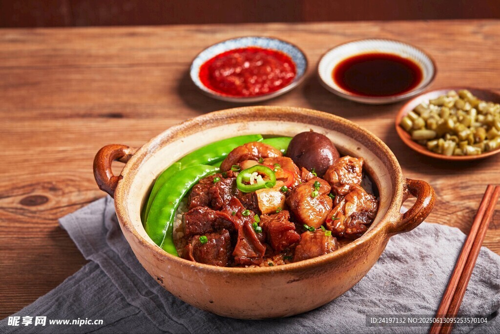砂鍋飯 紅燒肉蓋飯 煲仔飯 