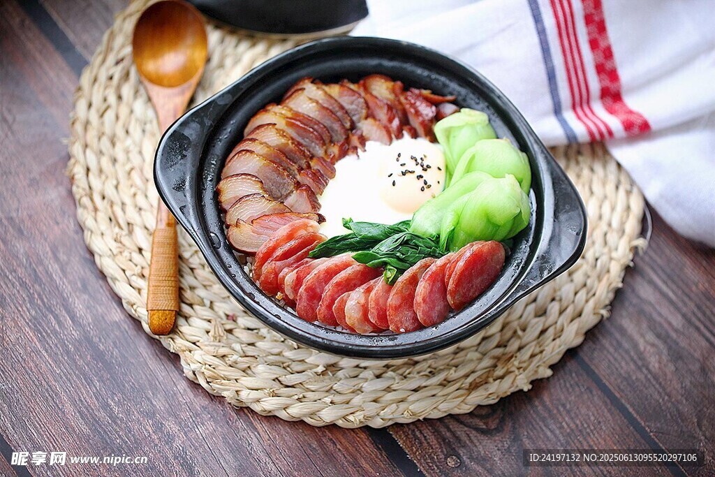 臘腸煲仔飯 臘肉飯 三色煲仔飯