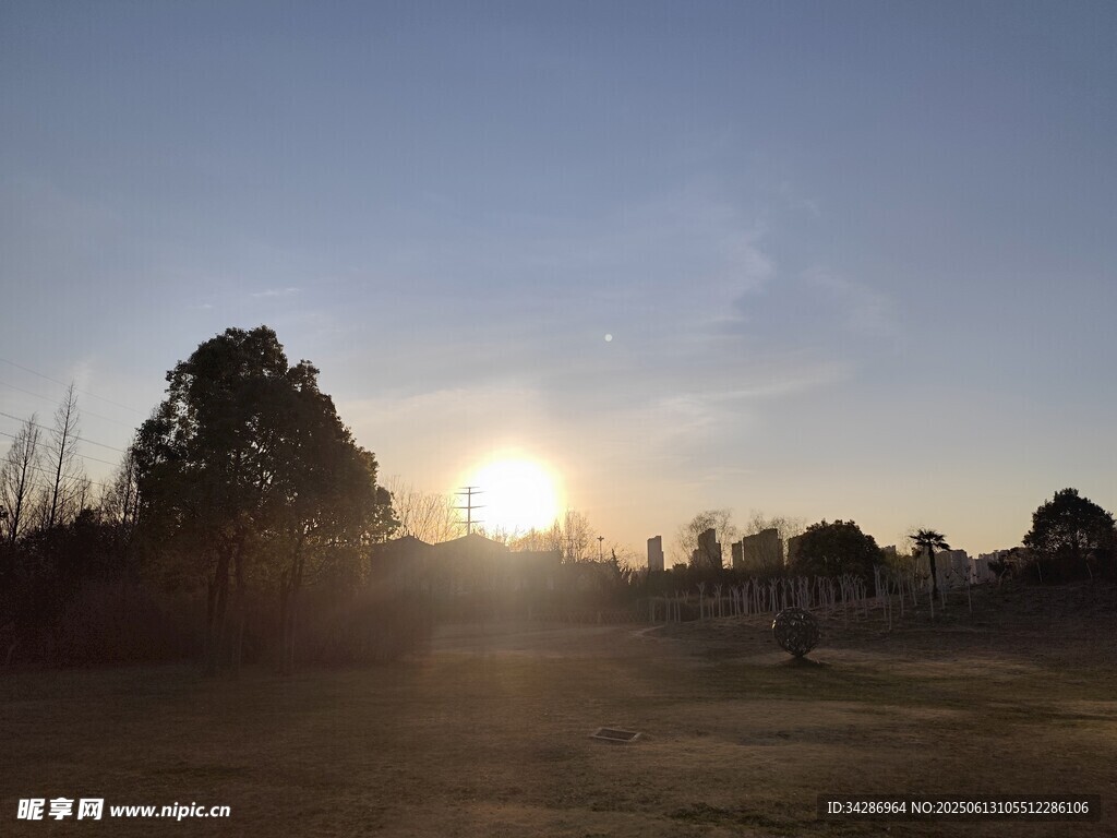 日出