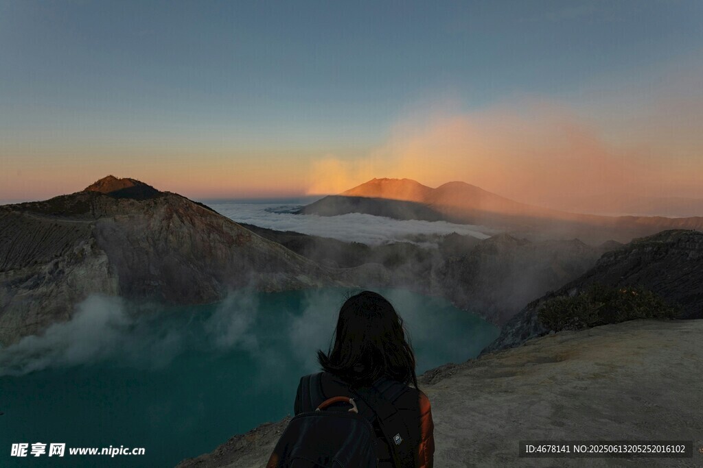 火山日出美景