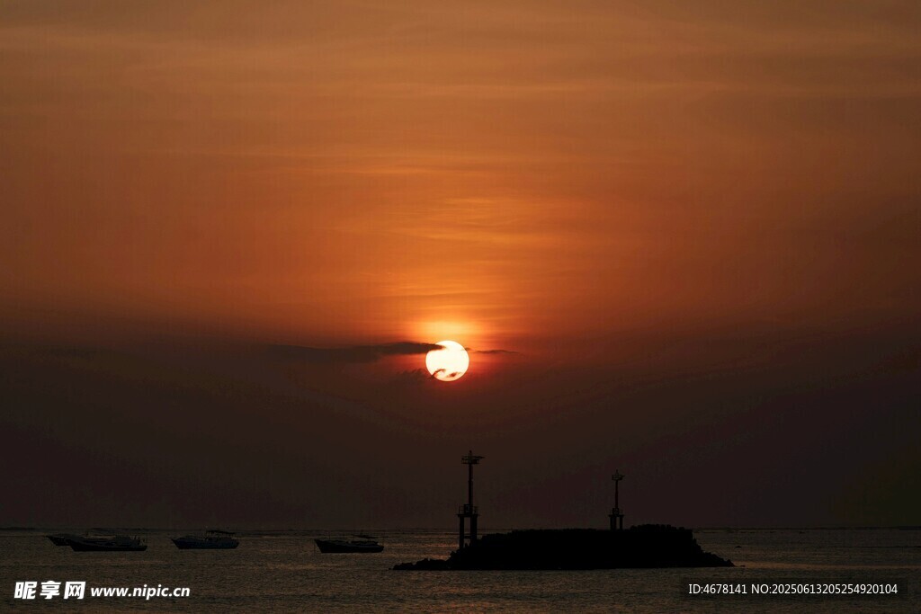 海上日落美景