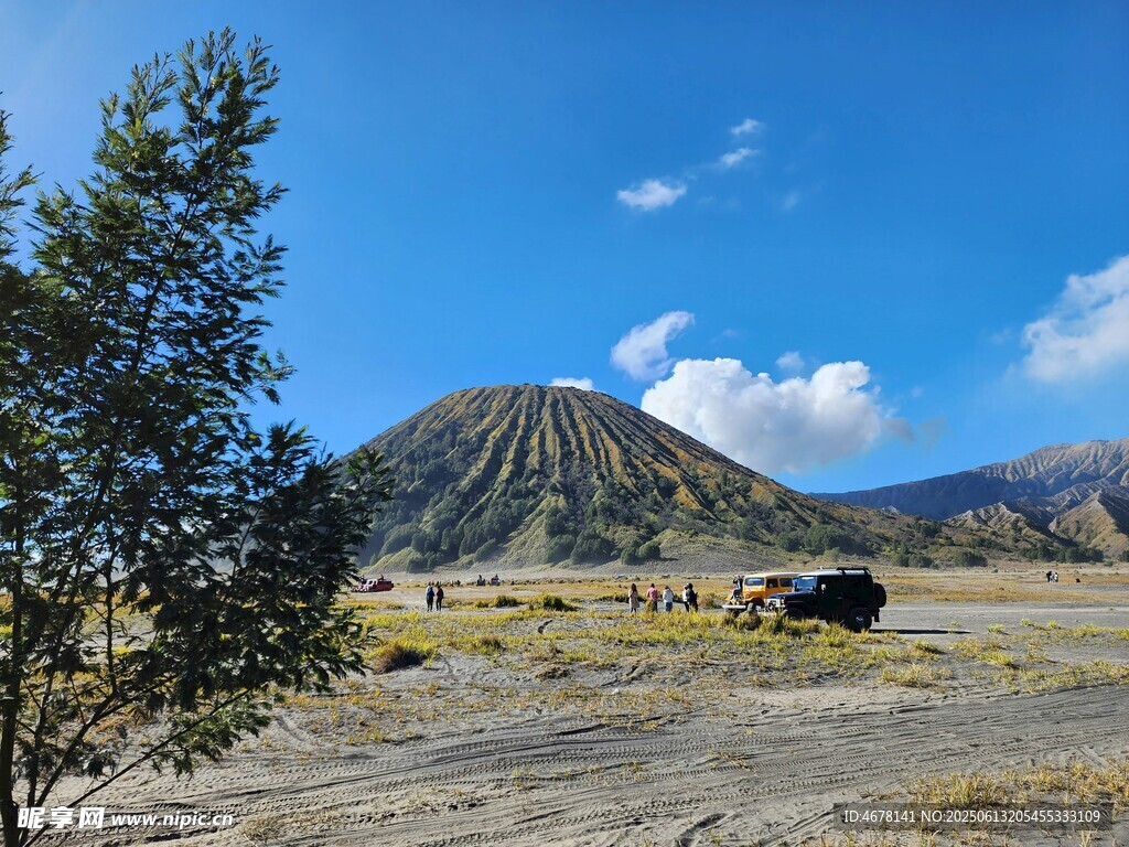 荒涼山地景觀
