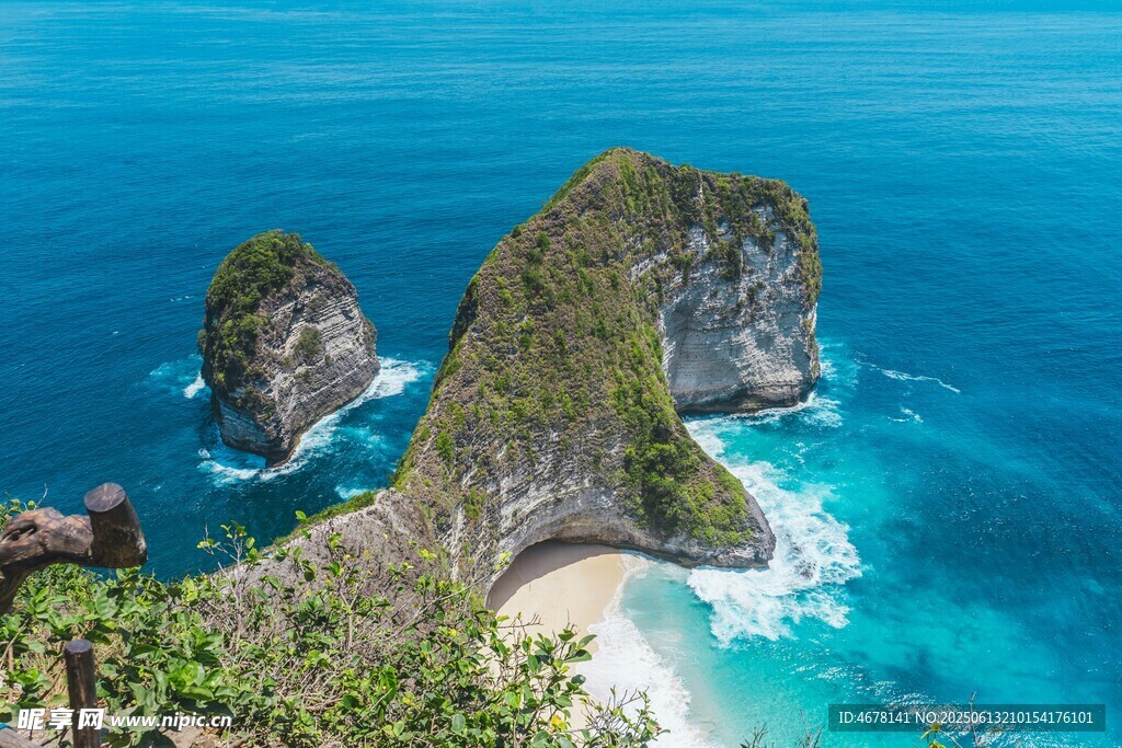 巴厘島絕美海景巖石風(fēng)光