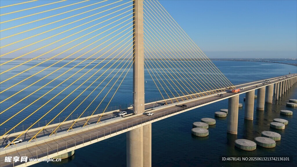 跨海大橋壯觀景象