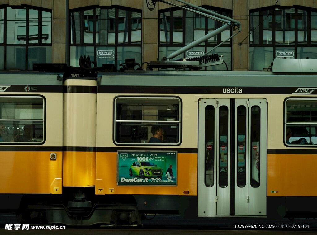 復古有軌電車?？吭诮ㄖ? />
                            </div>
                    </div>
                </div>



                <div   id=
