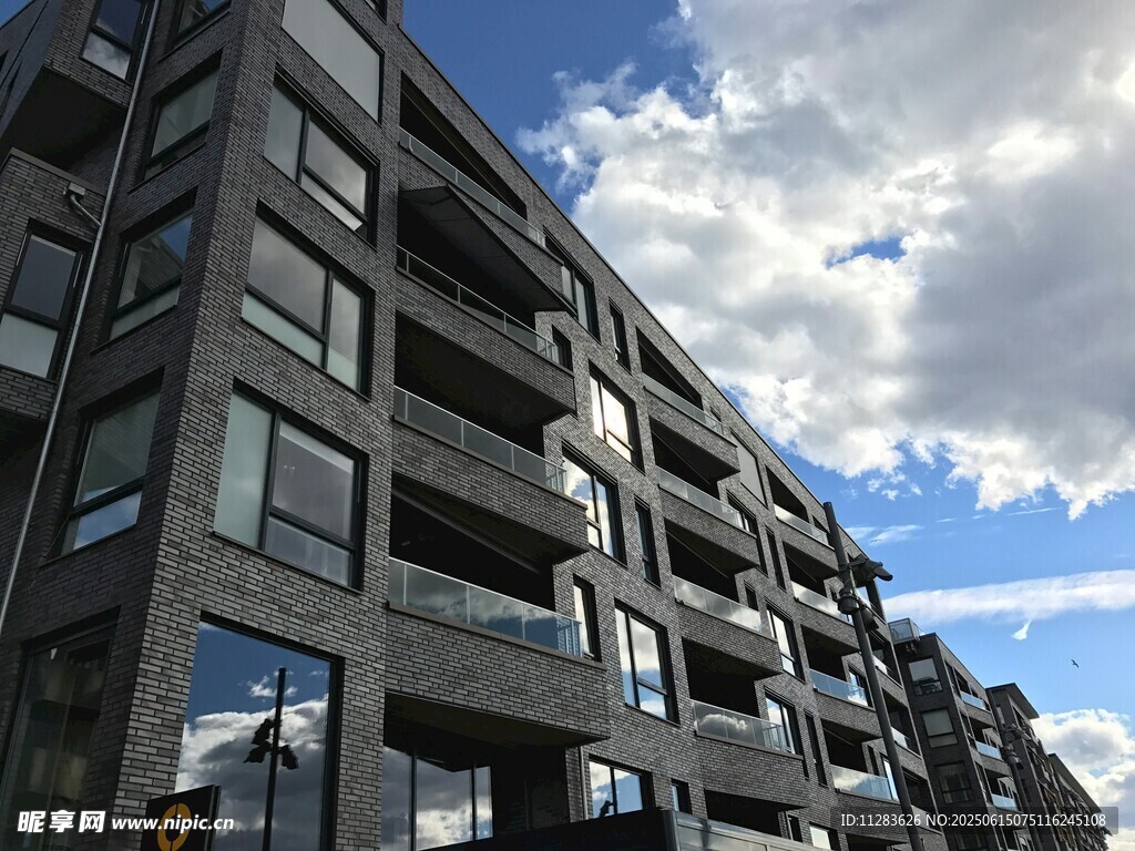 現代風格高層公寓建筑