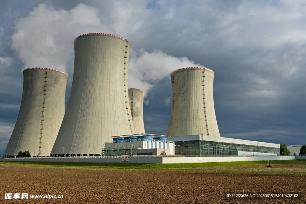 核電廠冷卻塔景觀