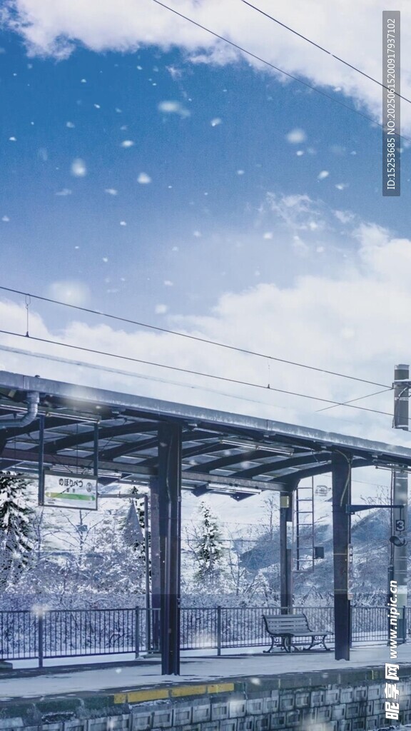 冬日雪景中的高架橋