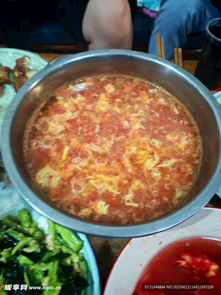 美味番茄火鍋及配菜