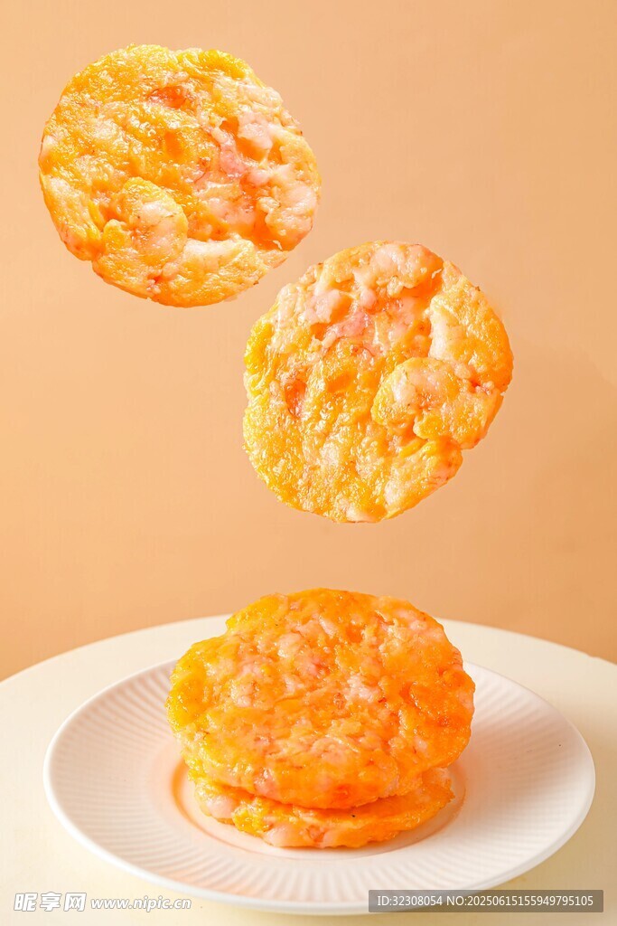 美味芝士餅空中掉落瞬間