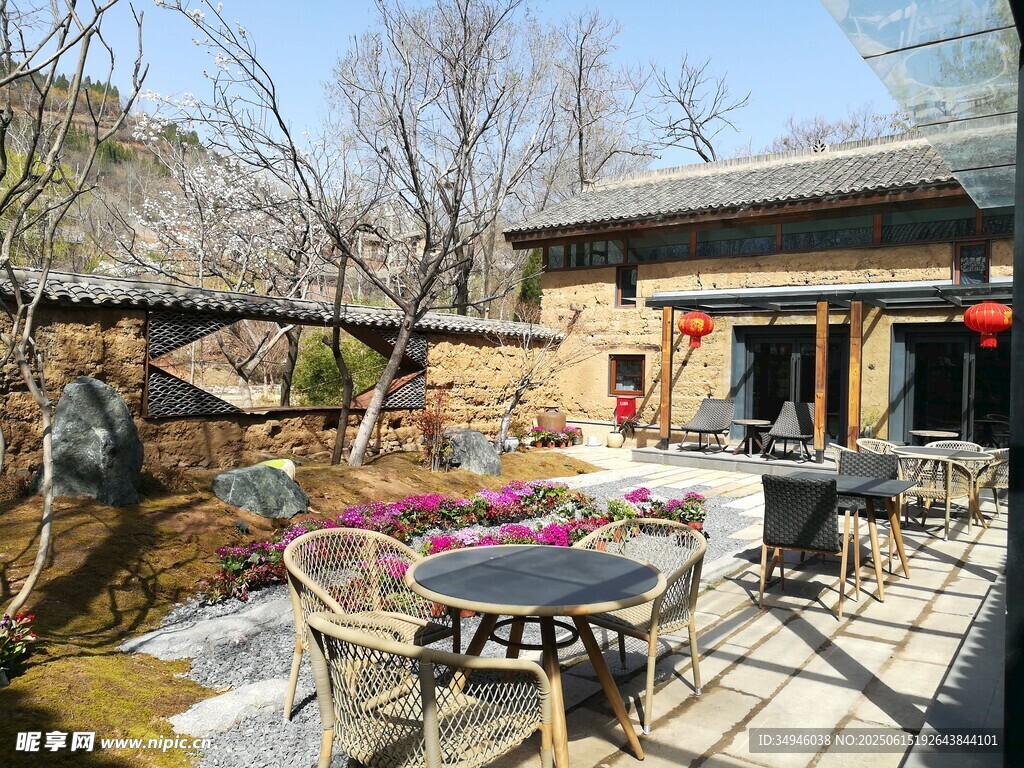 庭院休閑桌椅布置場景