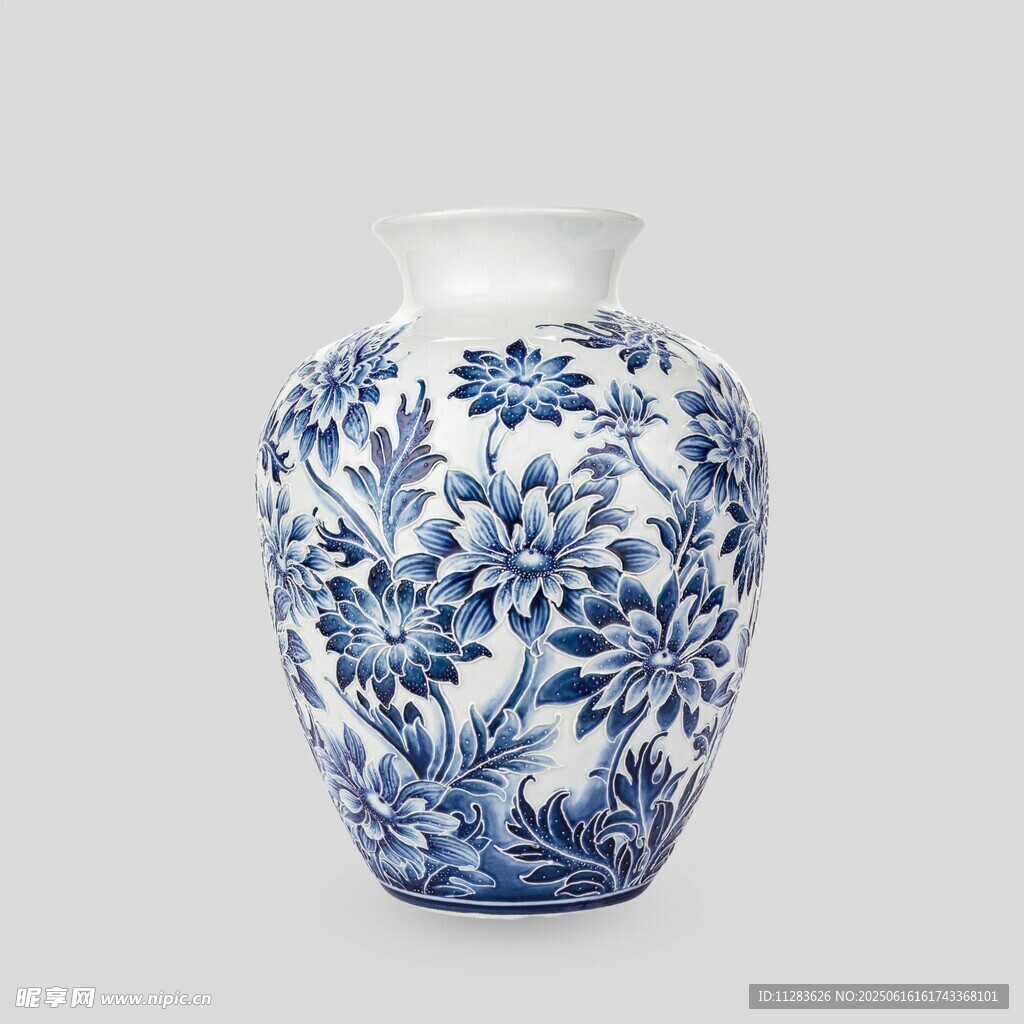 藍白花卉紋中式瓷瓶